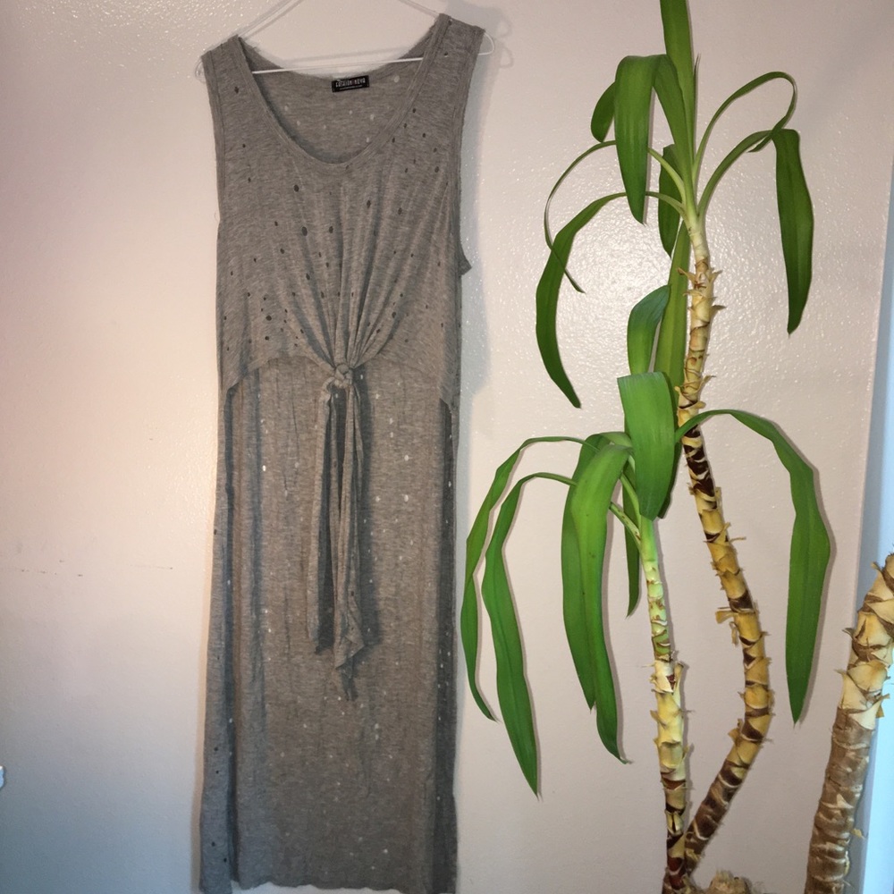 Fashion Nova Grey Top Short Tie Long Back
